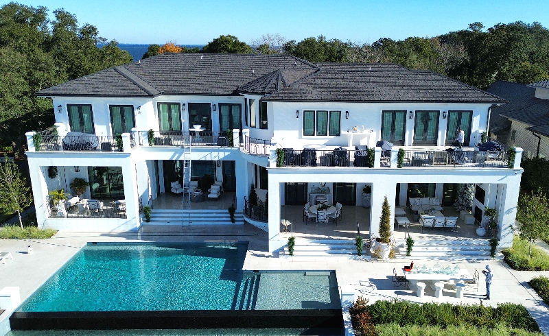 Spectacular Two Story Exterior House Wash and Window Cleaning in Gulf Breeze Florida